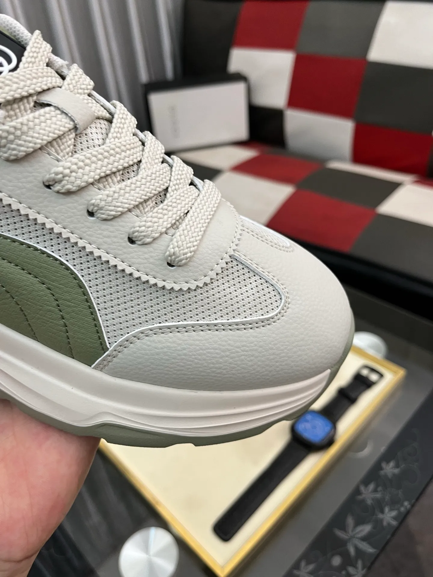 Men's Men's Shoes 💰458⌚️⌚️【GUCCI】Gucci men's latest white shoe series casual shoes! The official website is built 1:1. Upper: Made of imported cowhide, with electric embroidery ➕Inner lining: Made of high-quality first-layer pigskin, soft and comfortable. Picky material selection and exquisite workmanship give you the best enjoyment. Size: 38-443️⃣Colors available